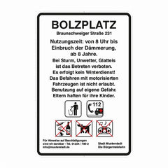 Spiel- und Sportanlagenschilder, Bolzplatz, weiß-schwarz, 630 x 420 mm, 2 mm Lackfolie