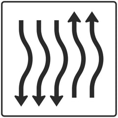 Verkehrszeichen 514-27 Verschwenkungstafel kurze Verschwenkung mit Gegenverkehr nach rechts 2-streifig in Fahrtrichtung und 3-streifig in Gegenrichtung - 1600x1600 2 mm RA1